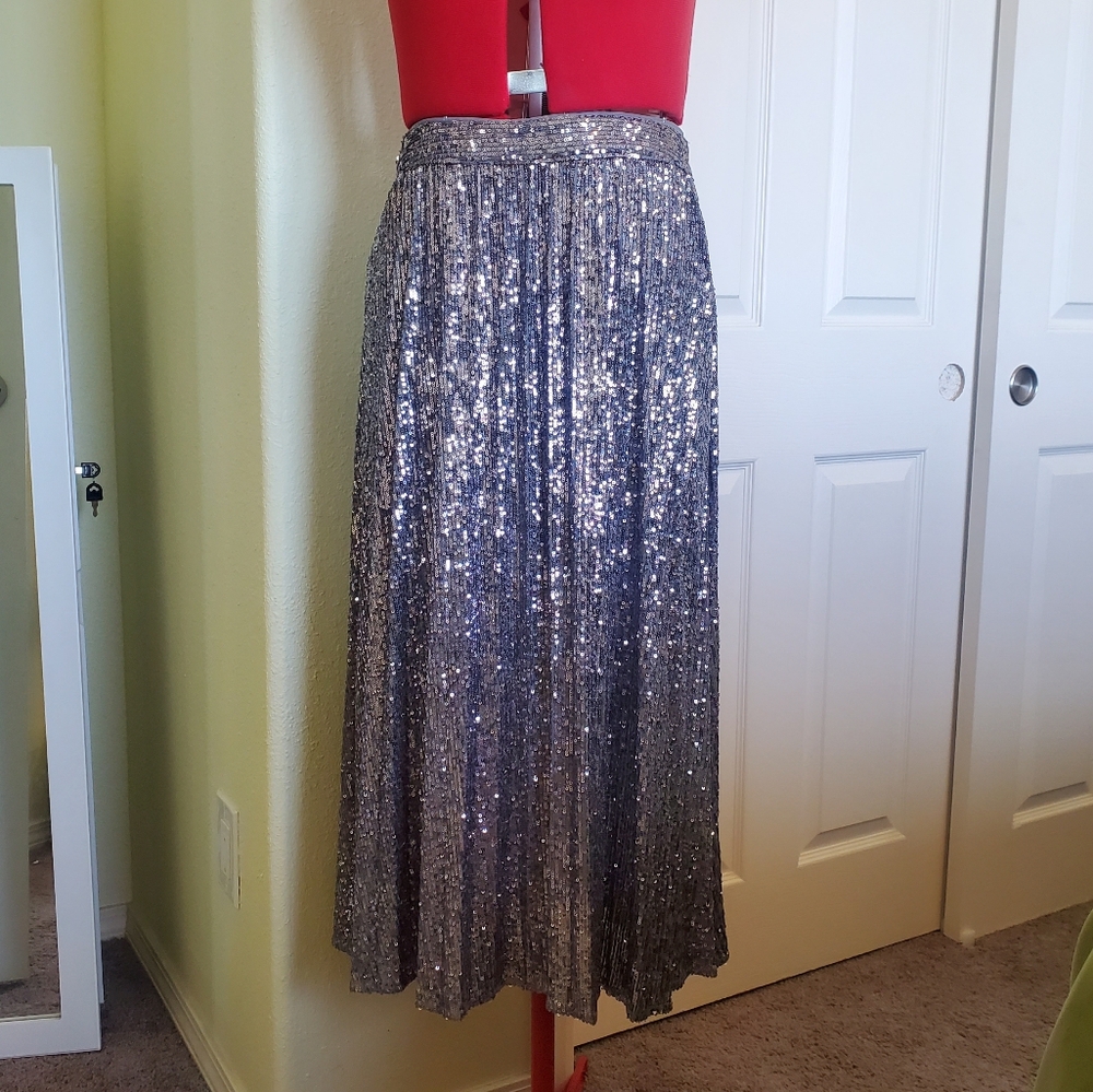On 34th Pewter Sequin Skirt